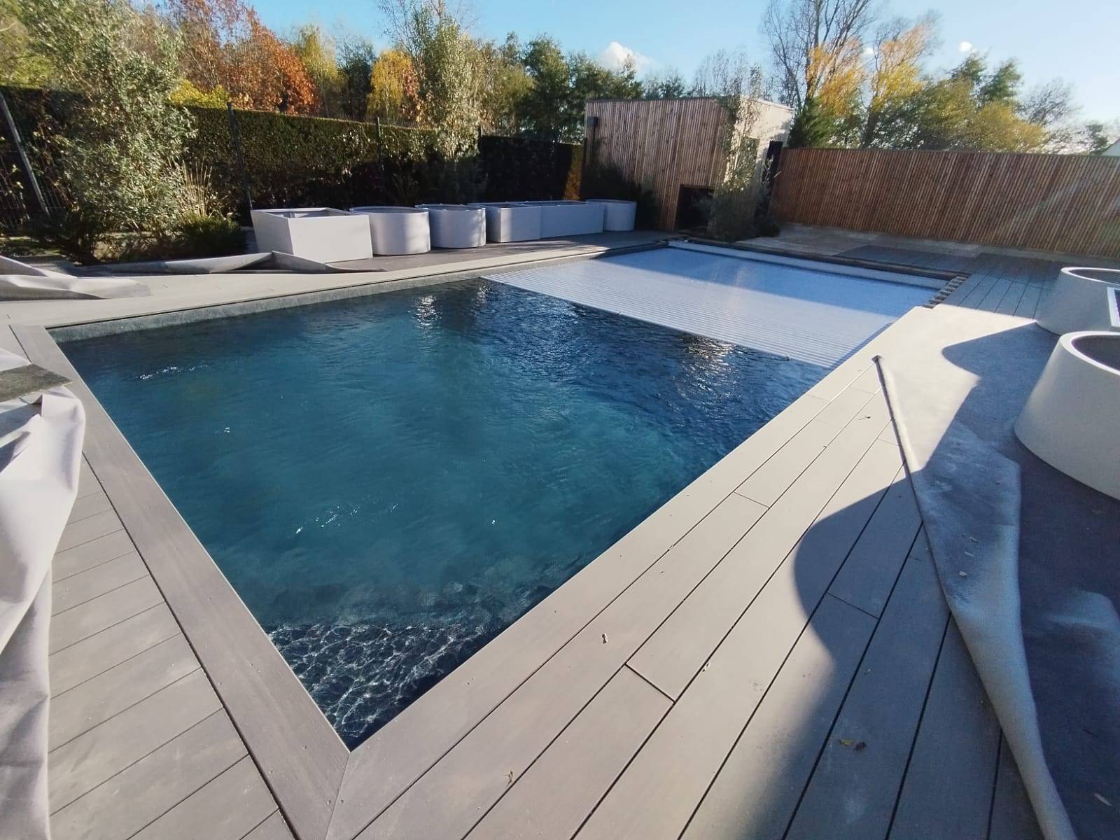 Pisciniste pour construction piscine parpaing prête à plonger à Martignas sur Jalle en Gironde
