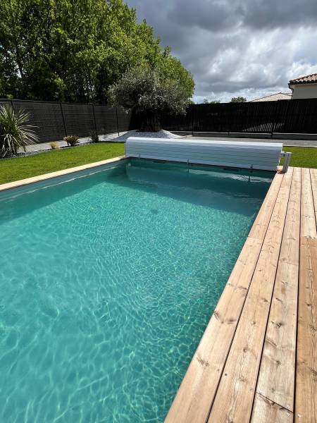 Liner gris clair par DE MELO PISCINES
