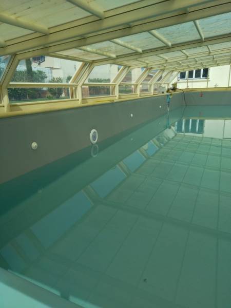 Remplissage en cours piscine en revetement PVC armé