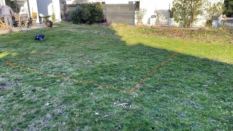 Construction d’une piscine traditionnelle maçonnée par DE MELO PISCINES