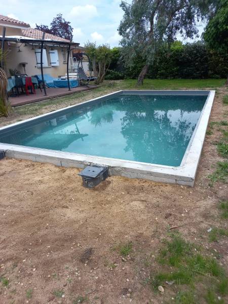 Construction d'une piscine traditionnelle maçonnée en Gironde