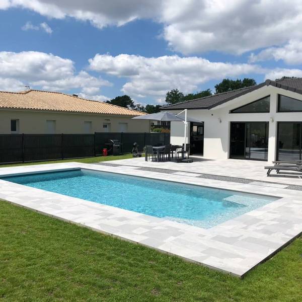 Constructeur traditionnelle de piscine en GIRONDE 