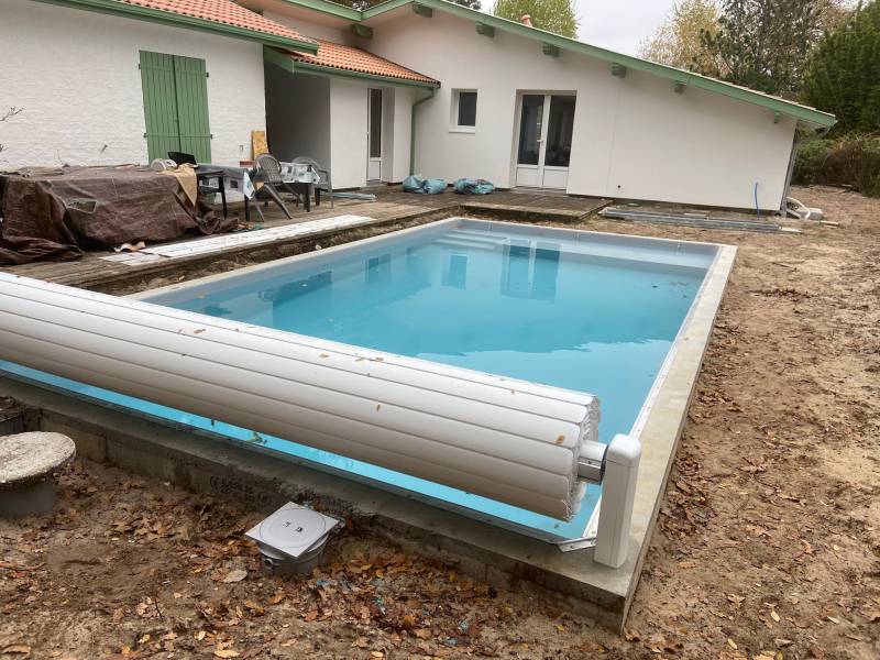 Notre savoir-faire au service de votre projet : construction de piscine traditionnelle, pensée pour être durable et économique en Gironde.