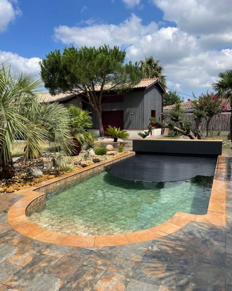 Constructeur traditionnelle de piscine en GIRONDE 